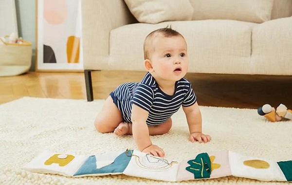 Sữa Aptamil Advanced Anh số 2 lon 800g cho trẻ 6-12 tháng tuổi